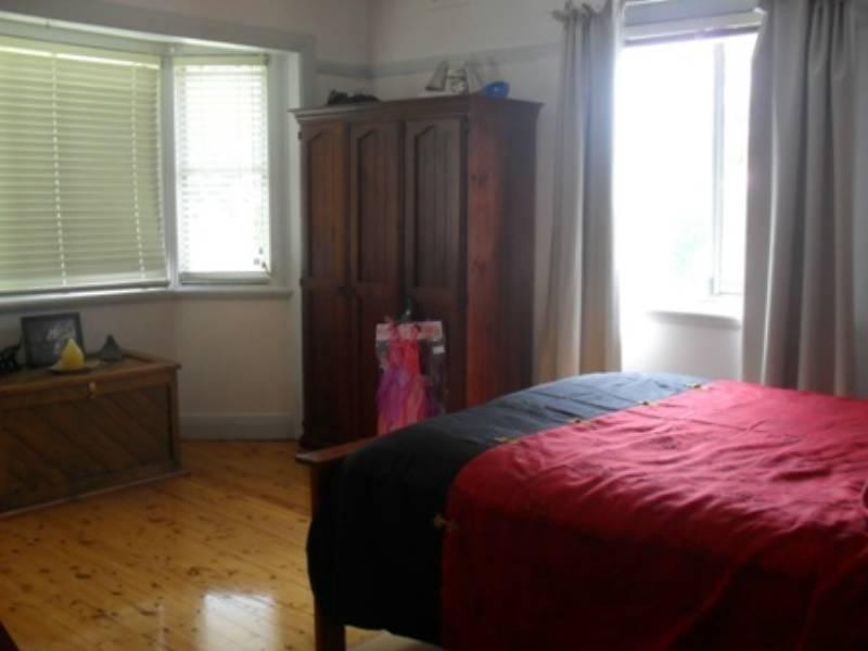 2 Froude Street, Inverell NSW 2360