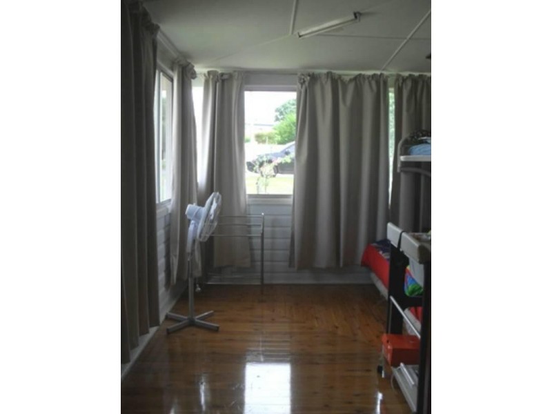 2 Froude Street, Inverell NSW 2360