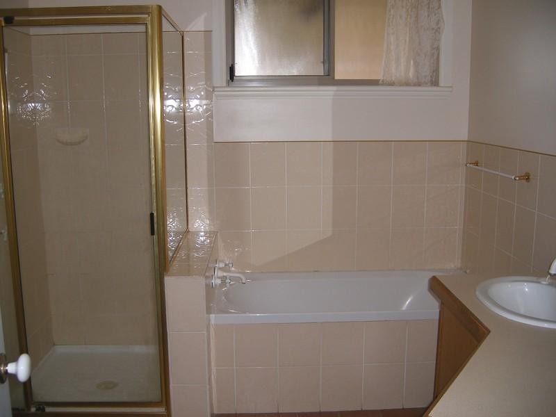 4b Libani Close, Inverell NSW 2360