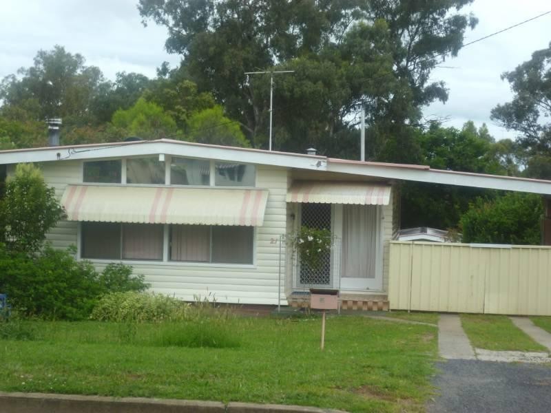 21 Butler Street, Inverell NSW 2360