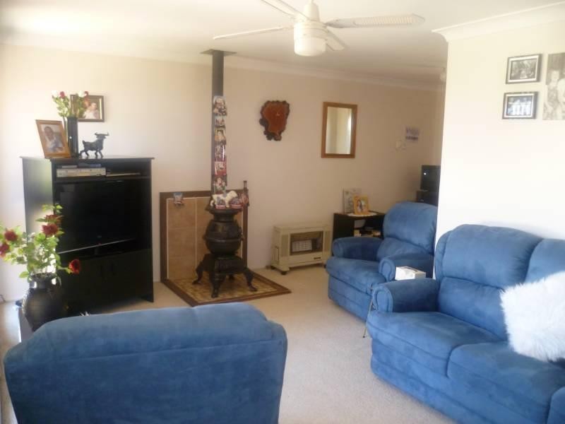 12 Reedy Street, Delungra NSW 2403