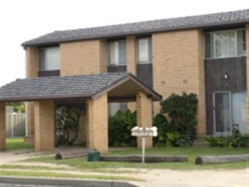 3/36 Moore, Inverell NSW 2360