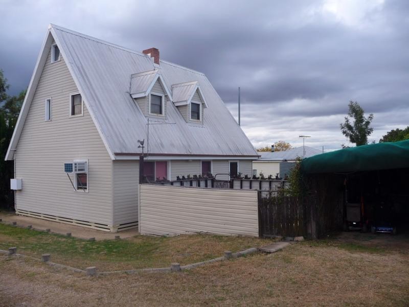 10 Bukkulla Street, Ashford NSW 2361