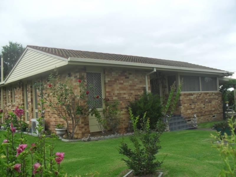 29 Eugene Street, Inverell NSW 2360