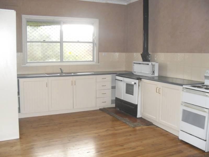 22 Oliver Street, Inverell NSW 2360