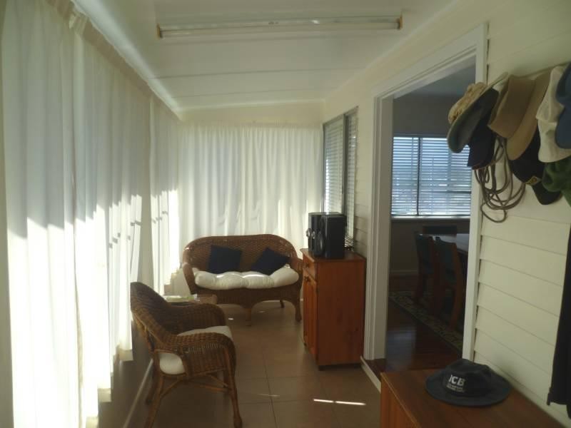 16 Carlyle Street, Inverell NSW 2360