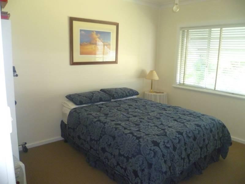 16 Carlyle Street, Inverell NSW 2360