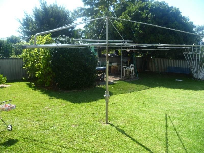 16 Carlyle Street, Inverell NSW 2360