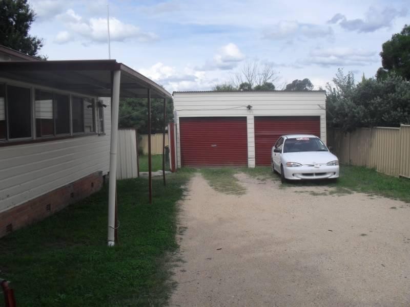 10 Stirling Street, Inverell NSW 2360