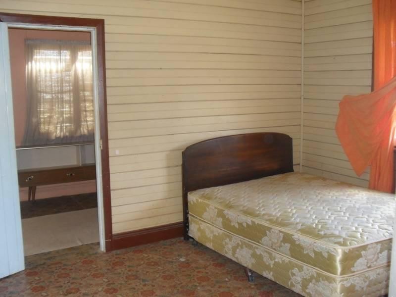 87 Granville Street, Inverell NSW 2360