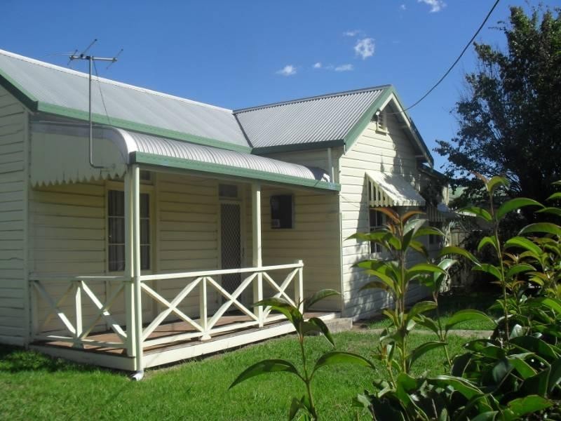 87 Granville Street, Inverell NSW 2360