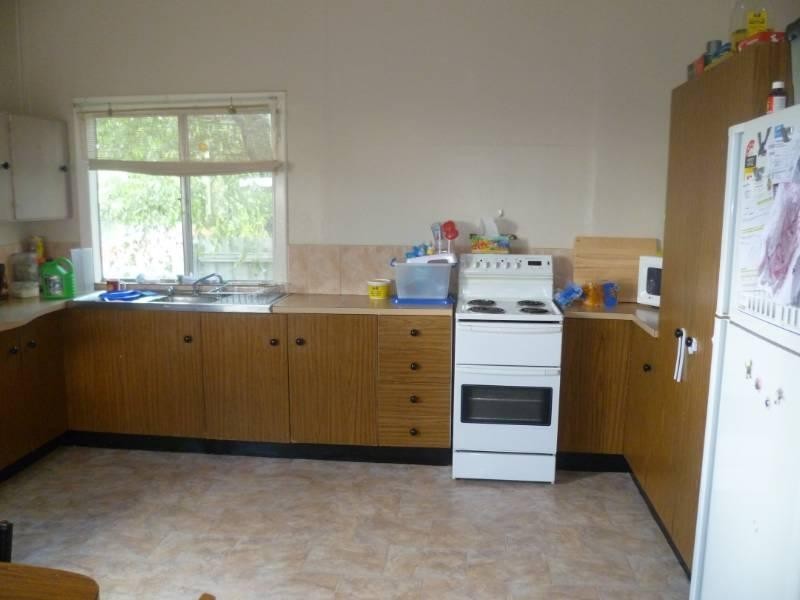 27 King Street, Inverell NSW 2360