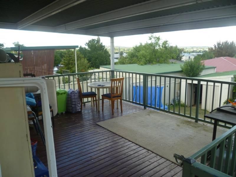 27 King Street, Inverell NSW 2360