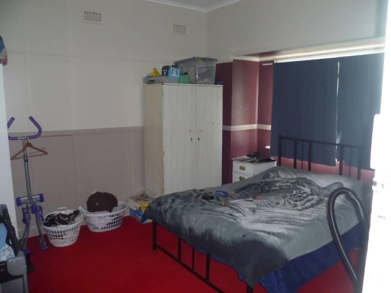 27 King Street, Inverell NSW 2360