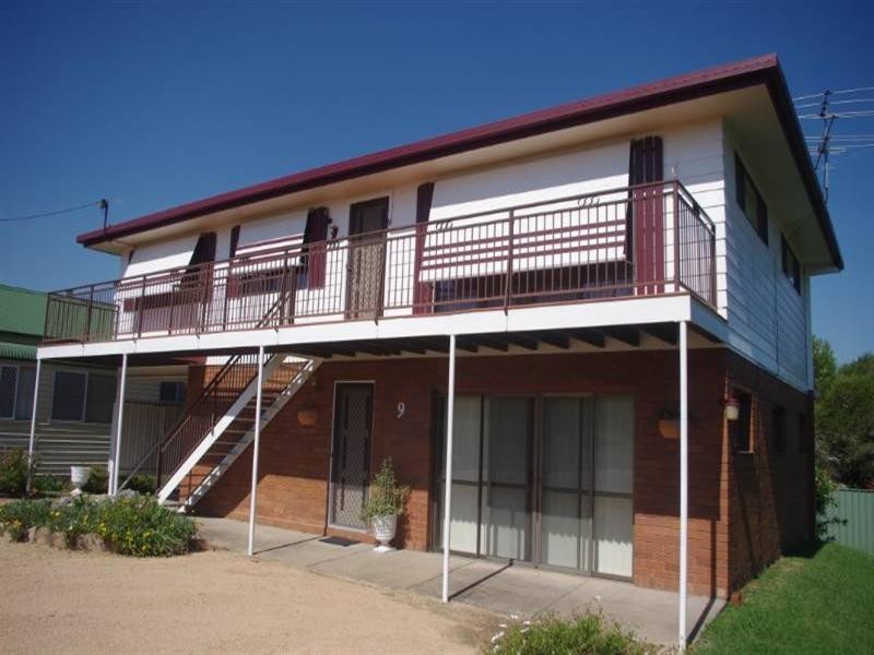 9 Bertha Street, Inverell NSW 2360