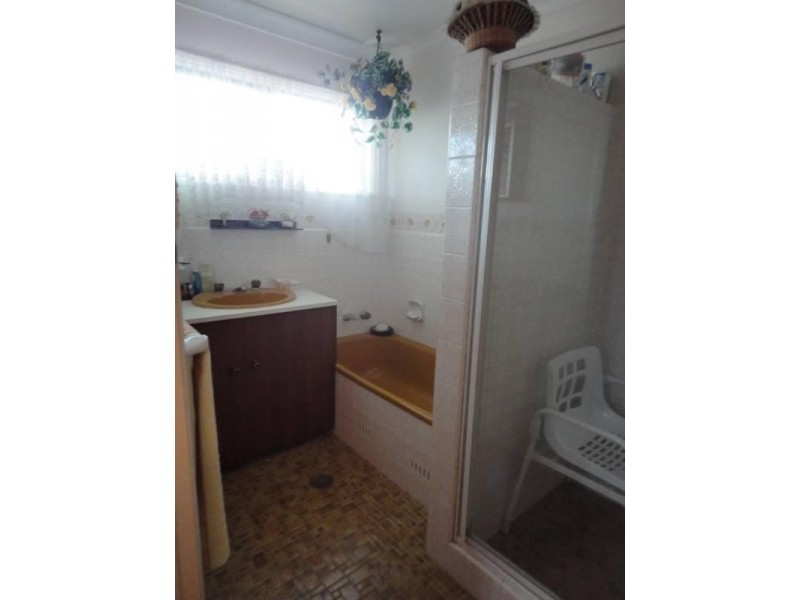 9 Bertha Street, Inverell NSW 2360