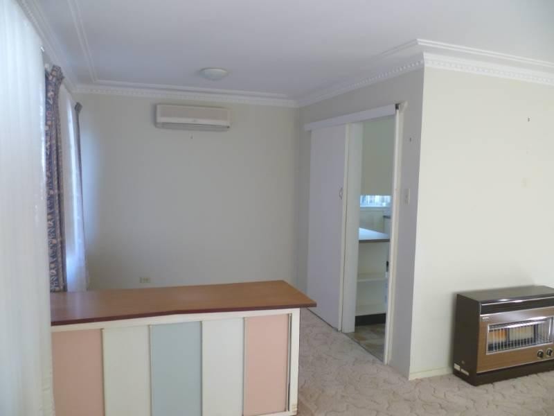 42 Lang Street, Inverell NSW 2360