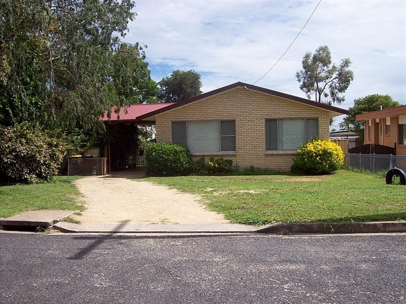 19 Lauder Street, Inverell NSW 2360