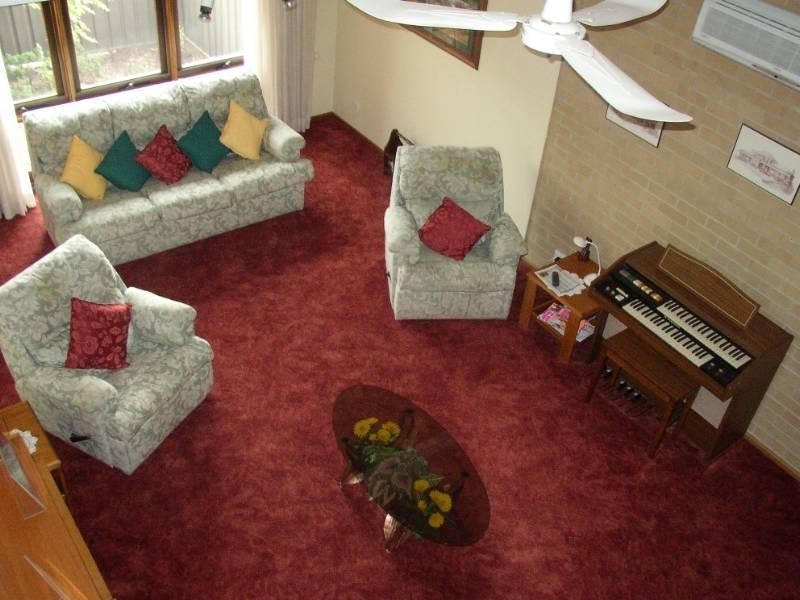 8 Vernon Street, Inverell NSW 2360