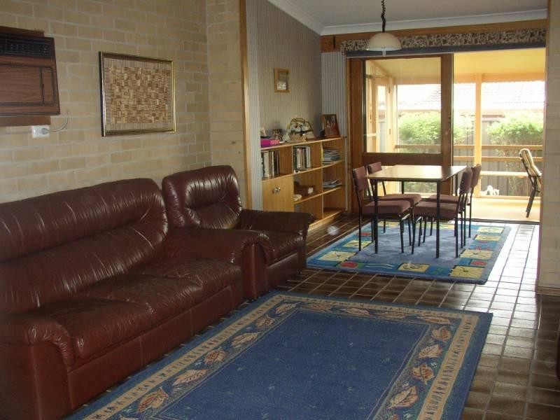 8 Vernon Street, Inverell NSW 2360