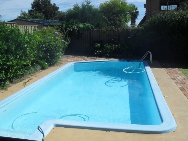 8 Vernon Street, Inverell NSW 2360