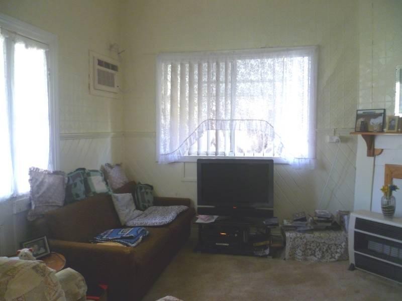 86 Granville Street, Inverell NSW 2360