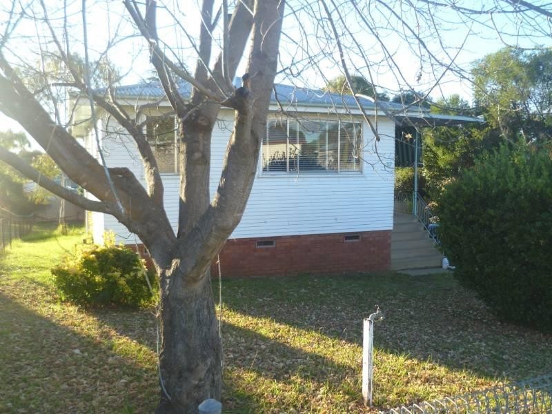 37 Shirley Street, Inverell NSW 2360