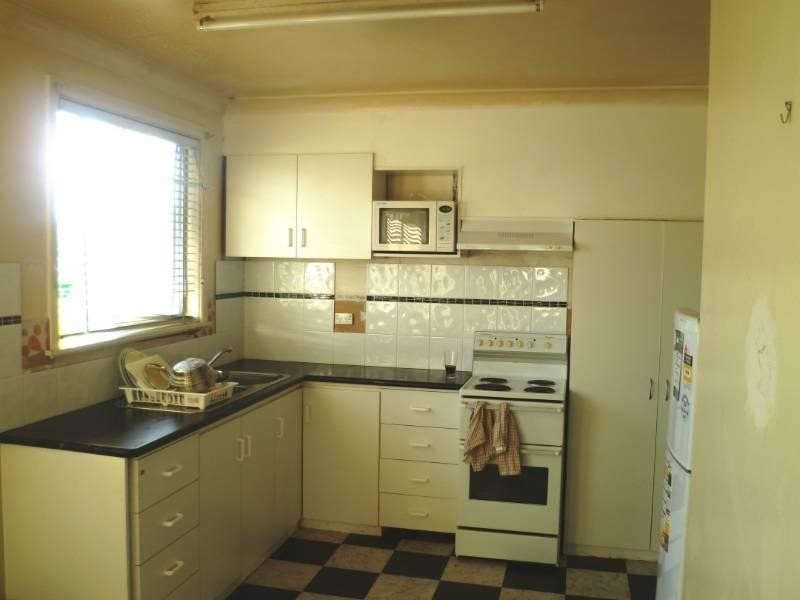 37 Shirley Street, Inverell NSW 2360