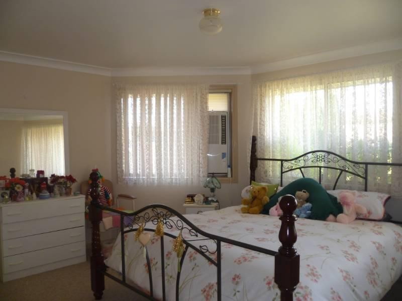 4 Lake Inverell Drive, Inverell NSW 2360