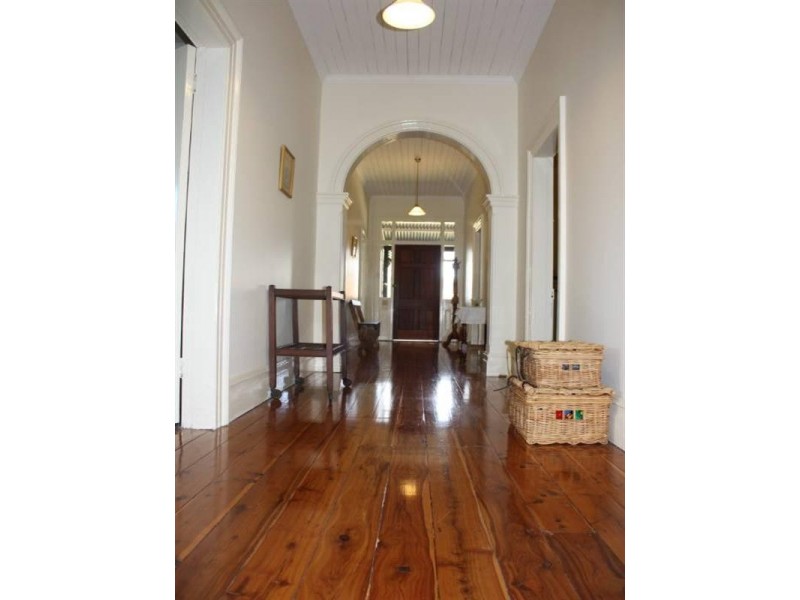 32 Brae Street, Inverell NSW 2360