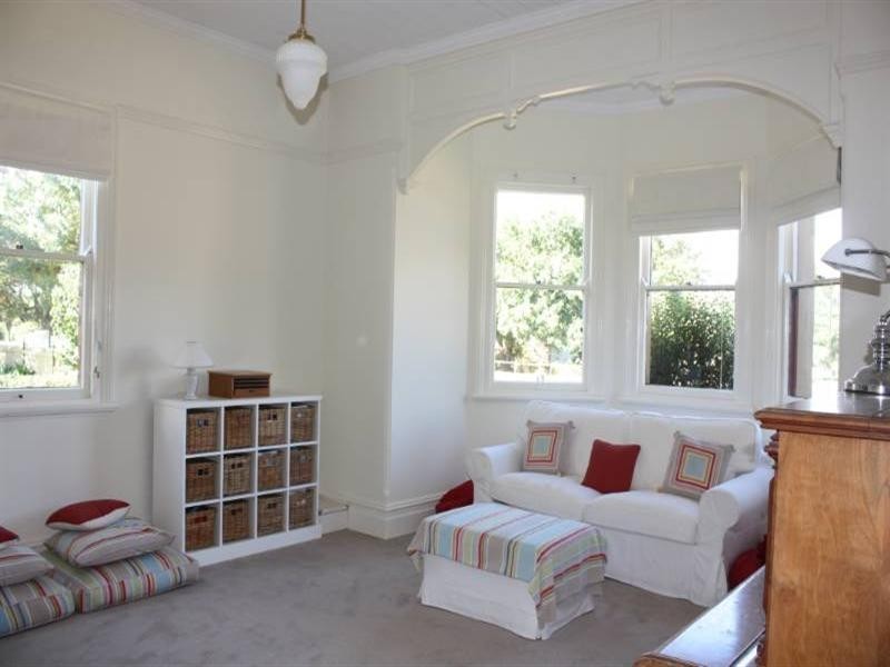 32 Brae Street, Inverell NSW 2360