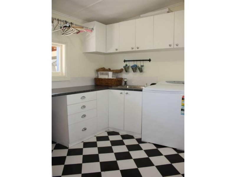 32 Brae Street, Inverell NSW 2360