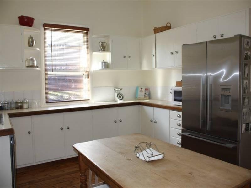 32 Brae Street, Inverell NSW 2360
