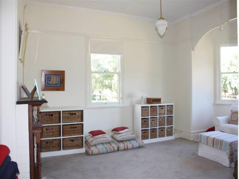32 Brae Street, Inverell NSW 2360