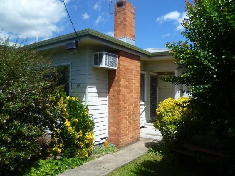 94 Evans Street, Inverell NSW 2360