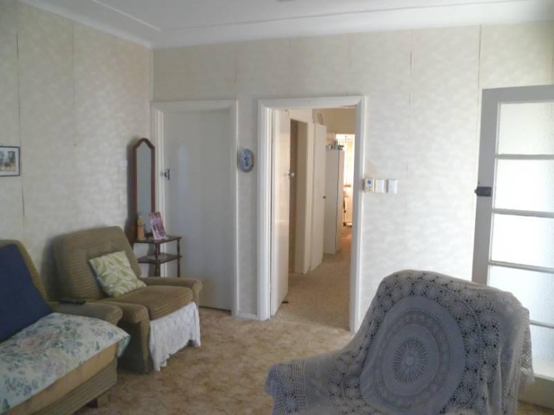 94 Evans Street, Inverell NSW 2360