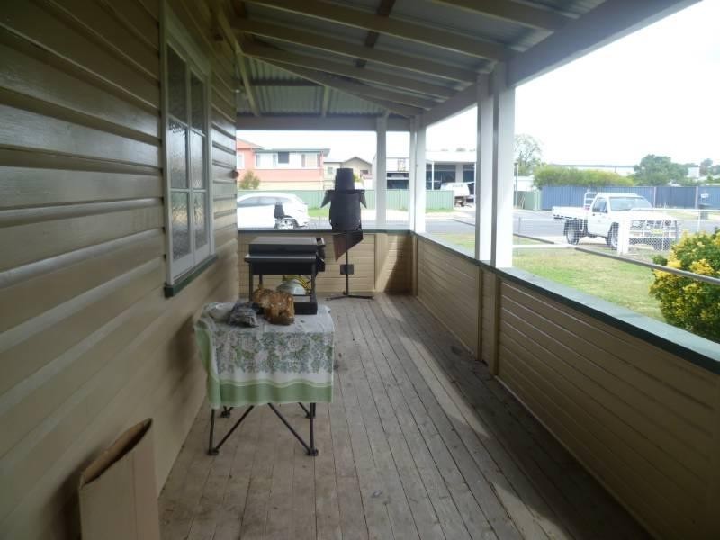 10 Wood Street, Inverell NSW 2360