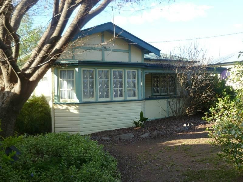 3 Shirley Street, Inverell NSW 2360