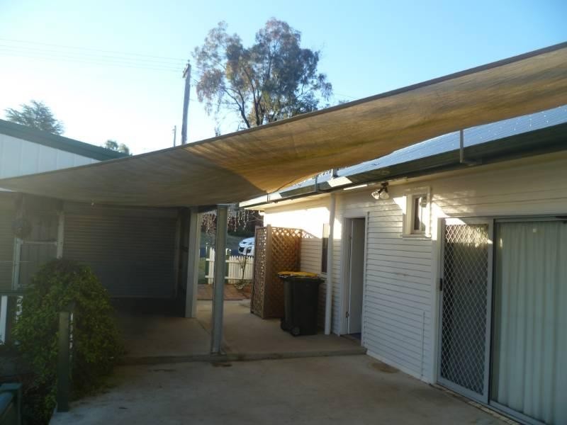 9 Carlyle Street, Inverell NSW 2360