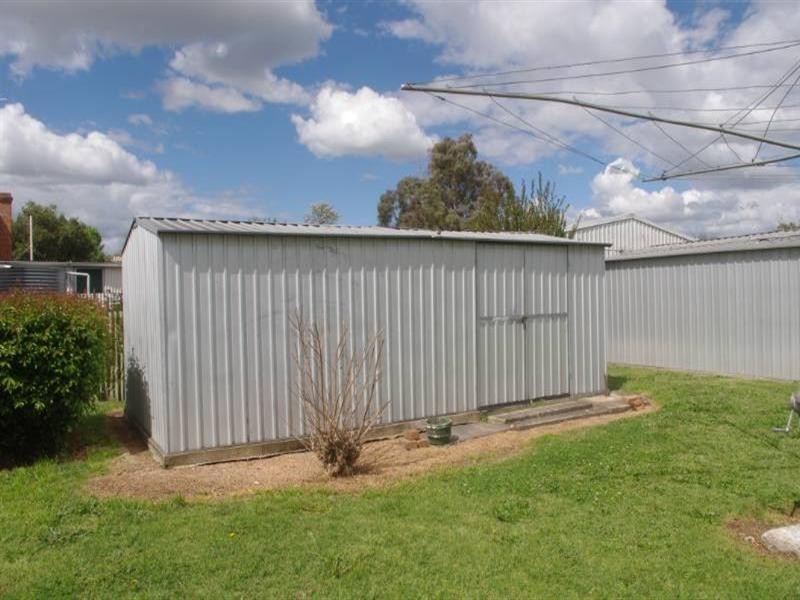 61 Henderson Street, Inverell NSW 2360