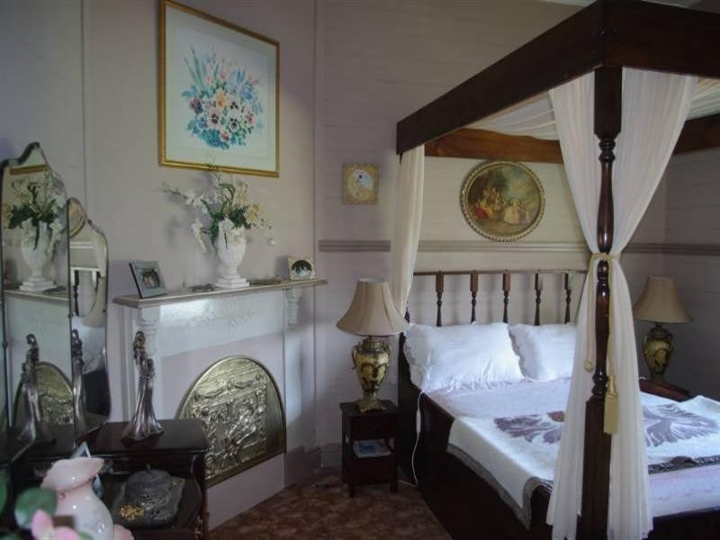 79 Chester Street, Inverell NSW 2360