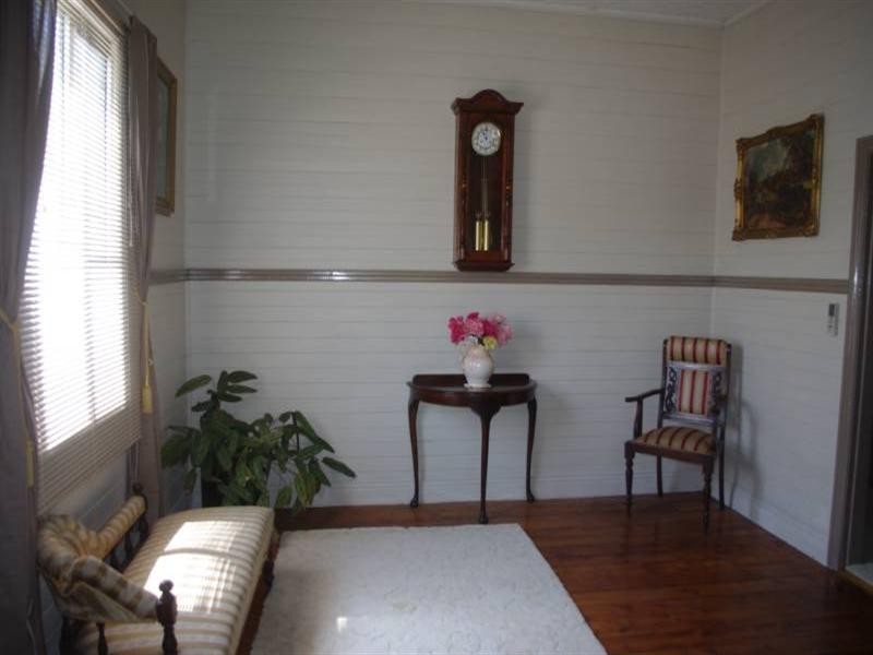 79 Chester Street, Inverell NSW 2360