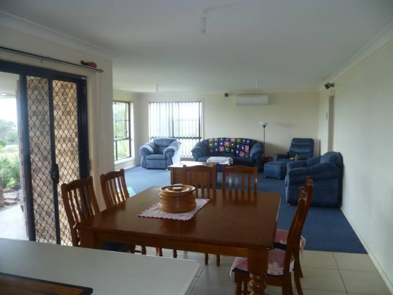 90 Wolbah Close, Inverell NSW 2360