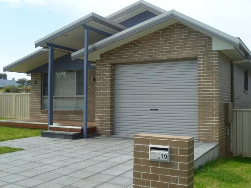 19 Kingfisher Drive, Inverell NSW 2360