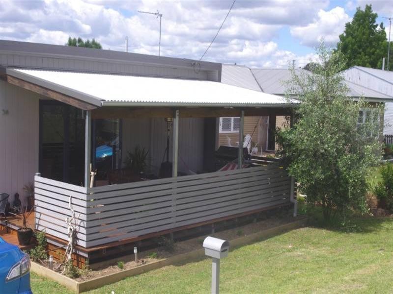 34 Froude Street, Inverell NSW 2360