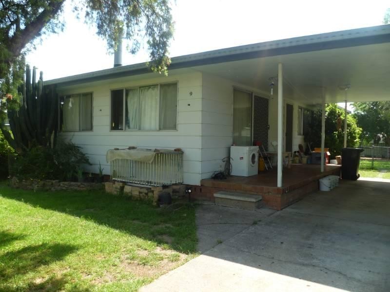 9 Cameron Street, Inverell NSW 2360