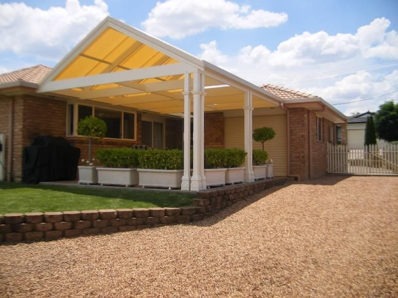 17 Brownleigh Vale Drive, Inverell NSW 2360