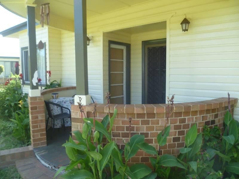1 Avern Street, Inverell NSW 2360
