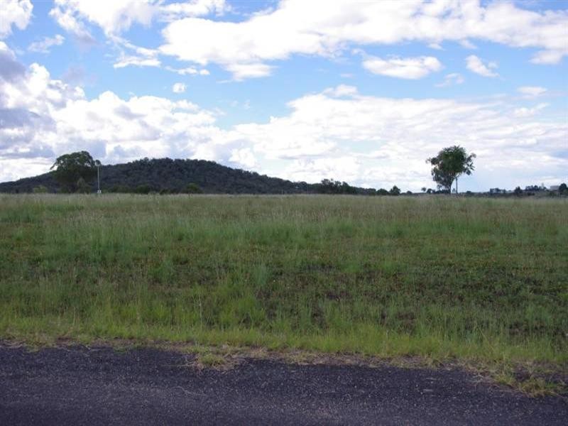 52 Clancys Drive, Inverell NSW 2360