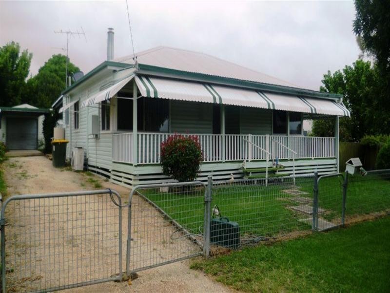 7 Bennett Street, Inverell NSW 2360
